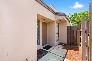 1213 NW 122nd Terrace, Pembroke Pines, FL 33026 - Photo 4