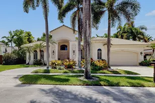 11065 Canary Island Ct, Plantation, FL 33324 - Photo 2