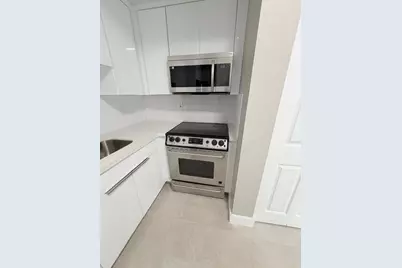 1390 W 37th Street #101, Hialeah, FL 33012 - Photo 4