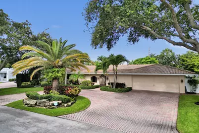 11 Tam O'Shanter Lane, Fort Lauderdale, FL 33308 - Photo 2