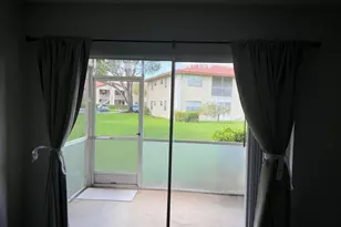 3071 Holiday Springs Blvd, Margate, FL 33063 - Photo 16