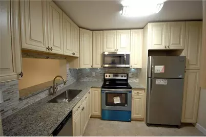 3071 Holiday Springs Boulevard #101, Margate, FL 33063 - Photo 6