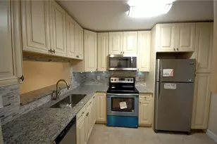 3071 Holiday Springs Blvd, Margate, FL 33063 - Photo 6