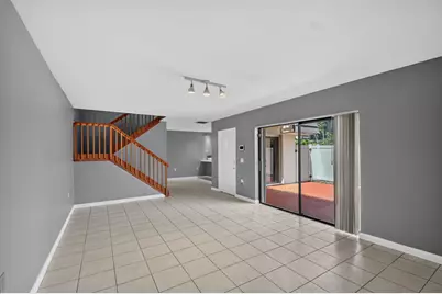 7109 71st Way, West Palm Beach, FL 33407 - Photo 8