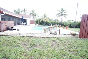 7561 Nemec Dr N, Lake Clarke Shores, FL 33406 - Photo 28