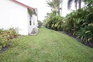 7561 Nemec Dr N, Lake Clarke Shores, FL 33406 - Photo 30