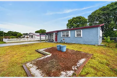 741 NW 17th Court, Pompano Beach, FL 33060 - Photo 2