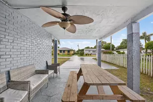 741 NW 17th Ct, Pompano Beach, FL 33060 - Photo 4
