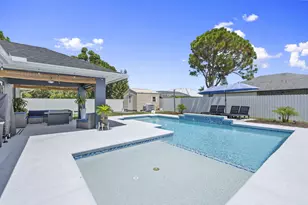 510 SW Halifax Ave, Port Saint Lucie, FL 34953 - Photo 26