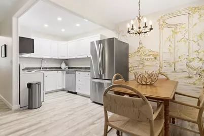 142 Norwich F, West Palm Beach, FL 33417 - Photo 20