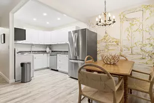 142 Norwich F, West Palm Beach, FL 33417 - Photo 20