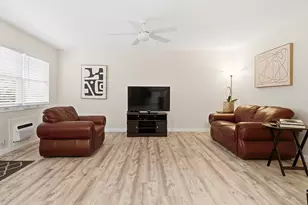 142 Norwich F, West Palm Beach, FL 33417 - Photo 22