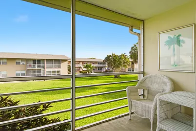142 Norwich F, West Palm Beach, FL 33417 - Photo 14
