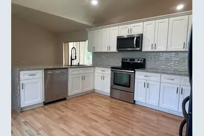 9825 NW 54th Place, Coral Springs, FL 33076 - Photo 4