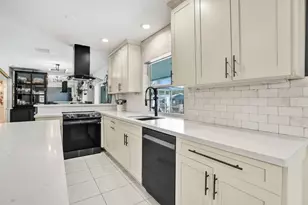 1430 NE 57th St, Fort Lauderdale, FL 33334 - Photo 8