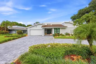 624 W Lakewoode Circle W, Delray Beach, FL 33445 - Photo 2