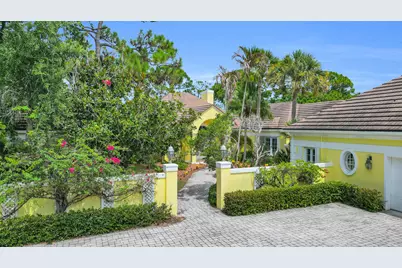 7101 SE Golfhouse Drive, Hobe Sound, FL 33455 - Photo 1