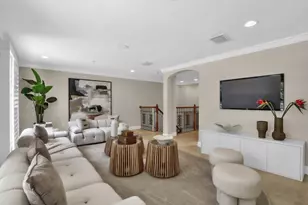 1362 Bayview Dr, Fort Lauderdale, FL 33304 - Photo 38