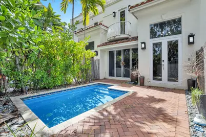 1362 Bayview Drive, Fort Lauderdale, FL 33304 - Photo 1
