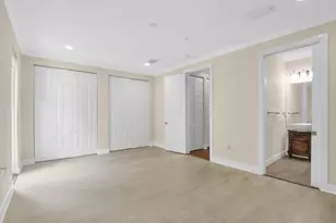1362 Bayview Dr, Fort Lauderdale, FL 33304 - Photo 30