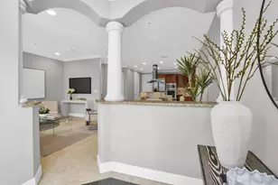 1362 Bayview Dr, Fort Lauderdale, FL 33304 - Photo 4