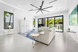239 NE 11th St, Delray Beach, FL 33444 - Photo 14