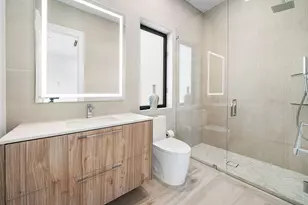 239 NE 11th St, Delray Beach, FL 33444 - Photo 30