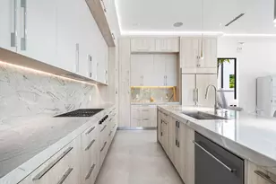 239 NE 11th St, Delray Beach, FL 33444 - Photo 10