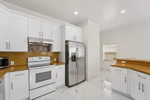 819 SW 7th Ave, Fort Lauderdale, FL 33315 - Photo 6