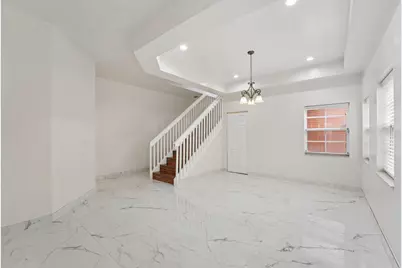 819 SW 7th Avenue, Fort Lauderdale, FL 33315 - Photo 10