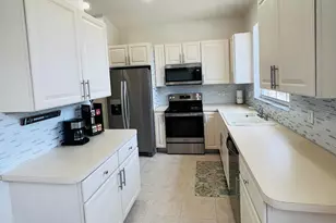 8133 Mulligan Cir, Port Saint Lucie, FL 34986 - Photo 6