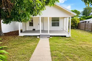 719 Tuscaloosa St, West Palm Beach, FL 33405 - Photo 1