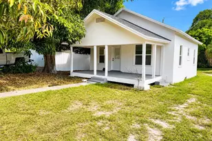 719 Tuscaloosa St, West Palm Beach, FL 33405 - Photo 2