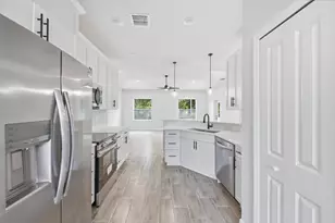 8780 92nd Ave, Vero Beach, FL 32967 - Photo 2