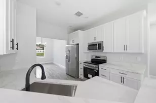 8780 92nd Ave, Vero Beach, FL 32967 - Photo 14
