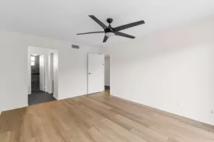 8105 NW 61st St, Tamarac, FL 33321 - Photo 20