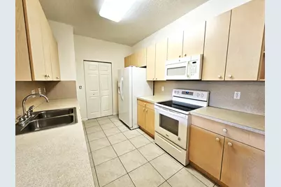 3569 Forest Hill Boulevard #104, Palm Springs, FL 33406 - Photo 4
