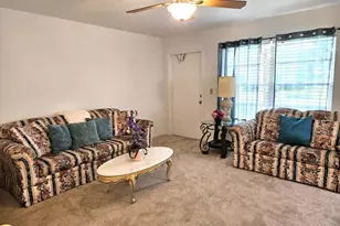 31 Pine Arbor Ln, Vero Beach, FL 32962 - Photo 4