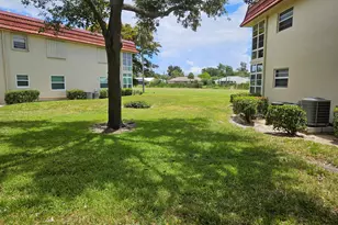 31 Pine Arbor Ln, Vero Beach, FL 32962 - Photo 2