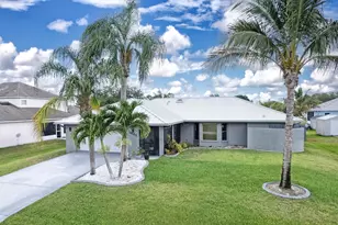 1685 SW Schleicher Ln, Port Saint Lucie, FL 34984 - Photo 1