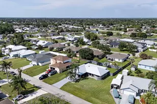 1685 SW Schleicher Ln, Port Saint Lucie, FL 34984 - Photo 42