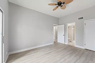 7241 W Sunrise Blvd, Plantation, FL 33313 - Photo 16