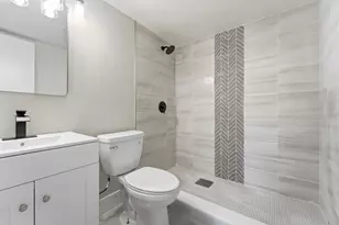 7241 W Sunrise Blvd, Plantation, FL 33313 - Photo 18