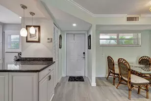 9 Colonial Club Dr, Boynton Beach, FL 33435 - Photo 8