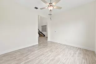 5627 Opal Dr, The Acreage, FL 33470 - Photo 8