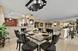 9927 Seacrest Cir, Boynton Beach, FL 33437 - Photo 12