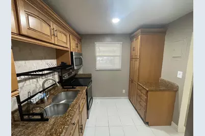 2322 S Cypress Bend Drive #110, Pompano Beach, FL 33069 - Photo 6