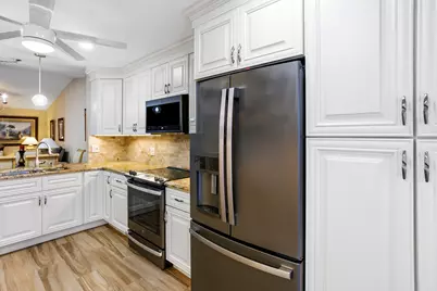 2641 Gately Drive W #2902, West Palm Beach, FL 33415 - Photo 4