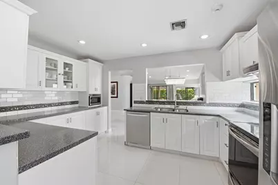 10577 Mendocino Lane, Boca Raton, FL 33428 - Photo 4