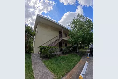 400 18th Street #D, Vero Beach, FL 32960 - Photo 8